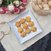 Load image into Gallery viewer, Lychee Rose Butter Cookies

