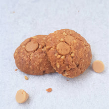 Load image into Gallery viewer, Drive Mum Nuts - Peanut butter cookies with Reeses peanut butter chips
